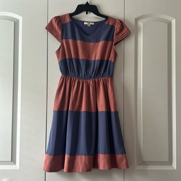 YA LOS ANGELES striped fit and flare dress Size Large - Picture 1 of 4